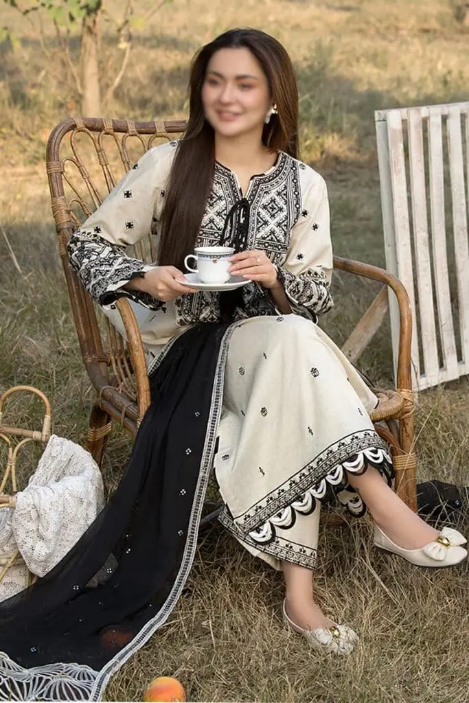 Qalamkar Unstitched 3pc Embroidered Cambric Suit - Image 4