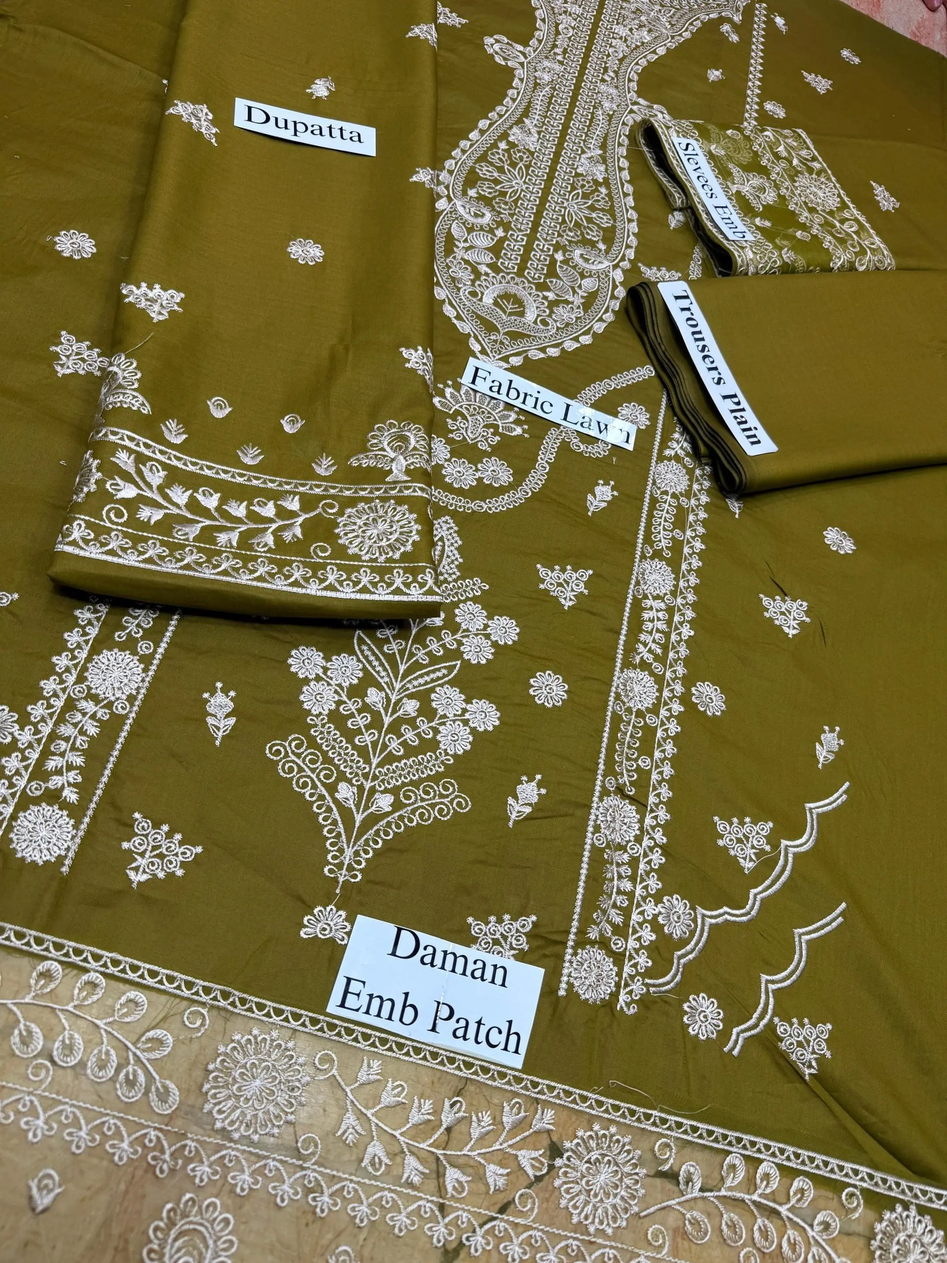 Qalamkar Unstitched Embroidered 3 Piece Lawn Suit - Image 7