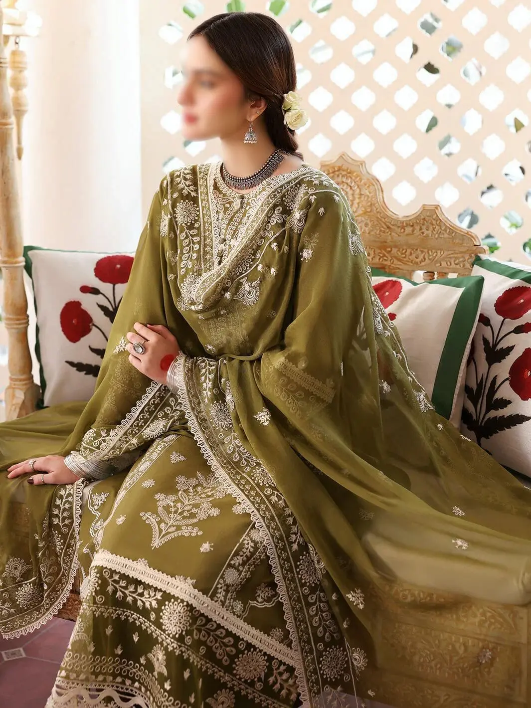 Qalamkar Unstitched Embroidered 3 Piece Lawn Suit - Image 5