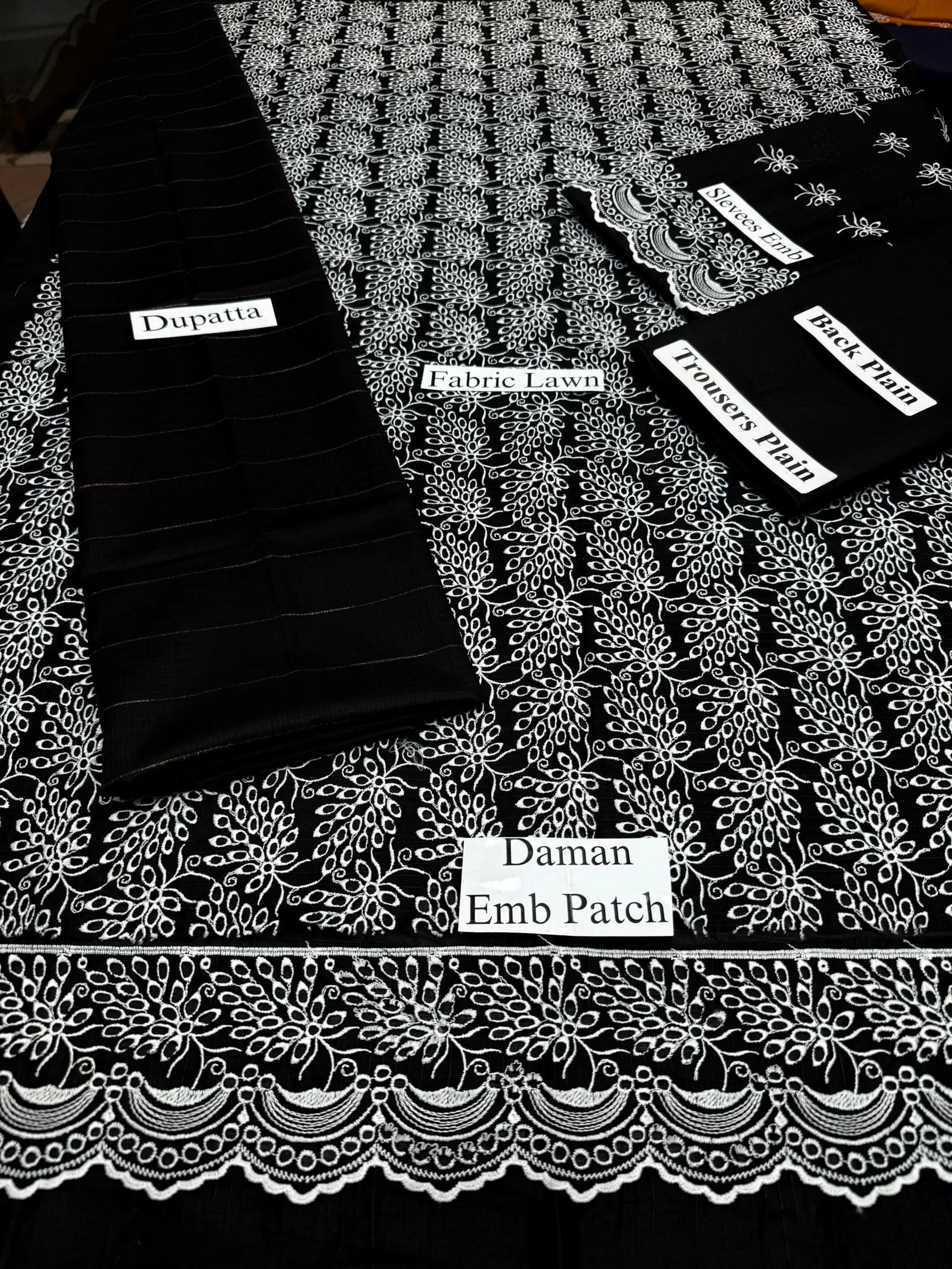 Merakhi Unstitched Black Embroidered 3 Piece Lawn Suit - Image 5