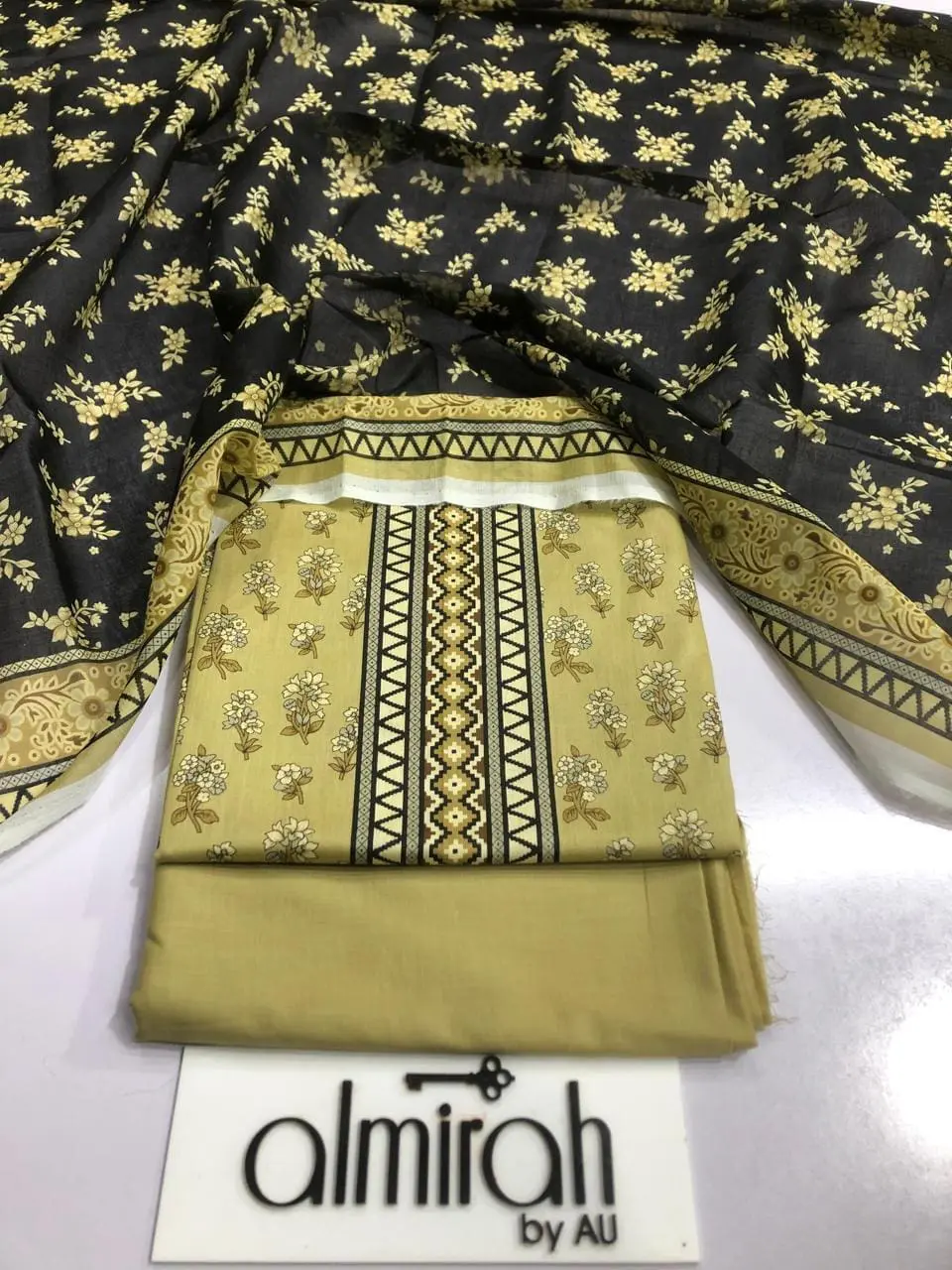 Almirah Design 15 – Pista Green Printed Lawn Suit with Voil Dupatta and Dyed Trousers