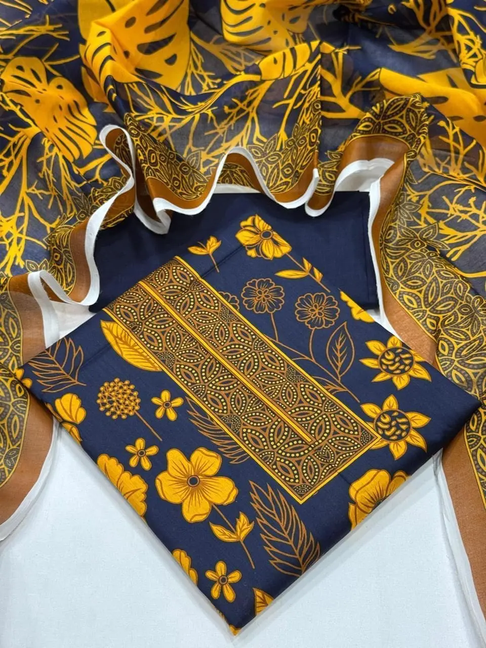 Almirah Design 17 – Royal Blue Printed Lawn Suit with Voil Dupatta and Dyed Trousers