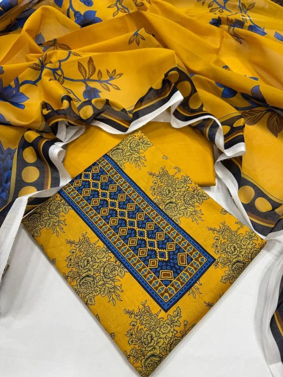 Almirah Design 21 – Yellow Printed Lawn Suit with Voil Dupatta and Dyed Trousers