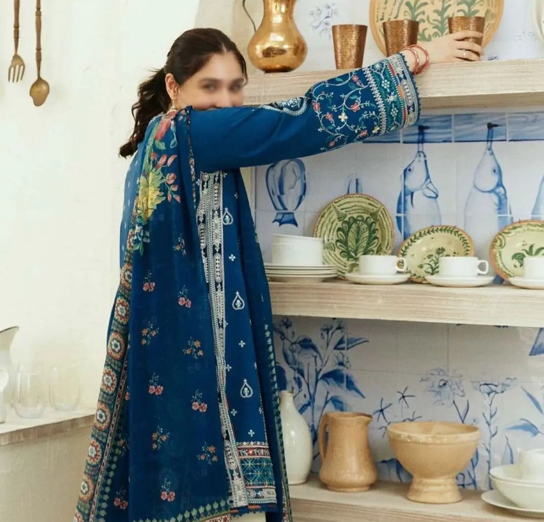 Model look back COCO by Zara.J blue embroidered lawn suit styled with Tarkashi printed dupatta – Summer 2025