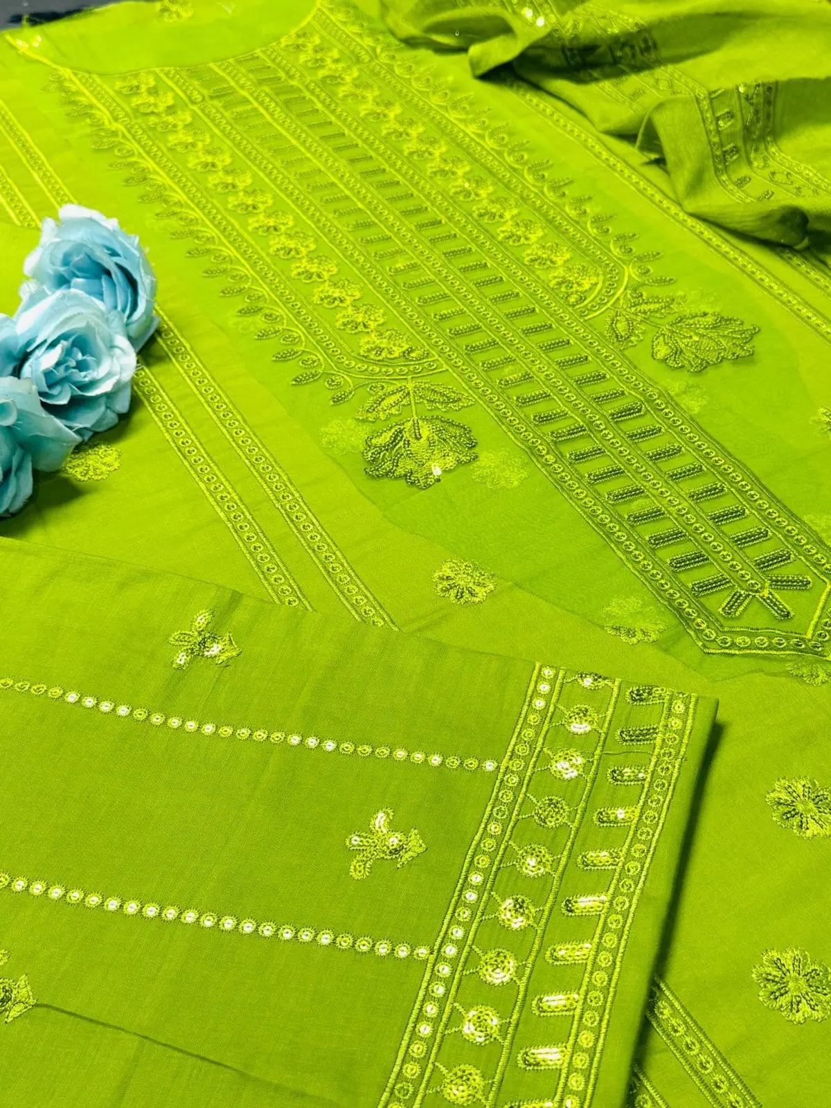 Sobia Nazir Embroidered Lawn Suit Unstitched - Image 2