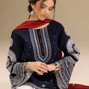 Close-up of Jazmin Embroidered Shirt and Trouser on Model – Elegant Front Embroidery
