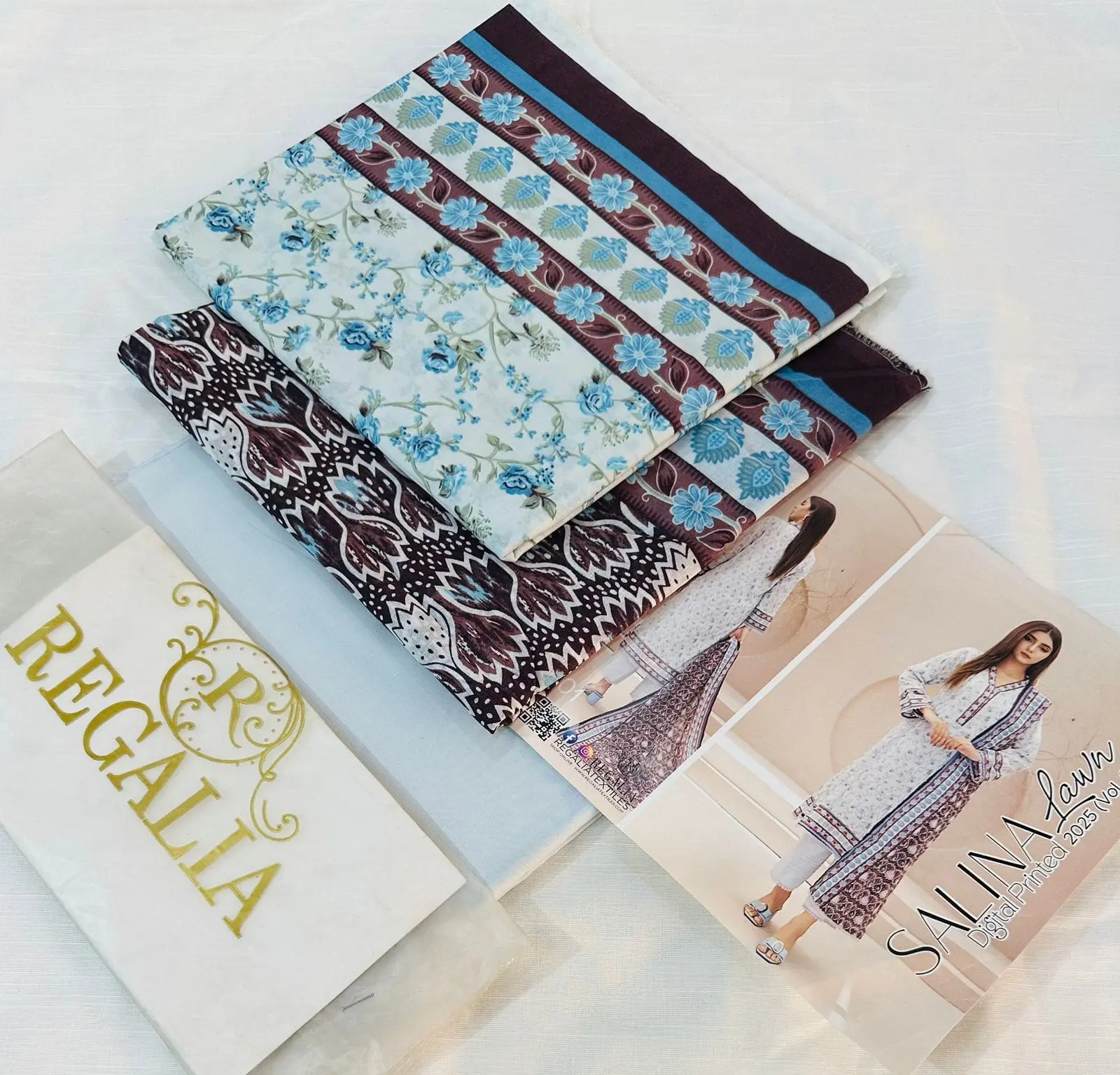 Safina Regalia Design 01 – Ferozi Brown Printed 3 Piece Lawn Suit with Lawn Dupatta (Unstitched 2025 Collection)