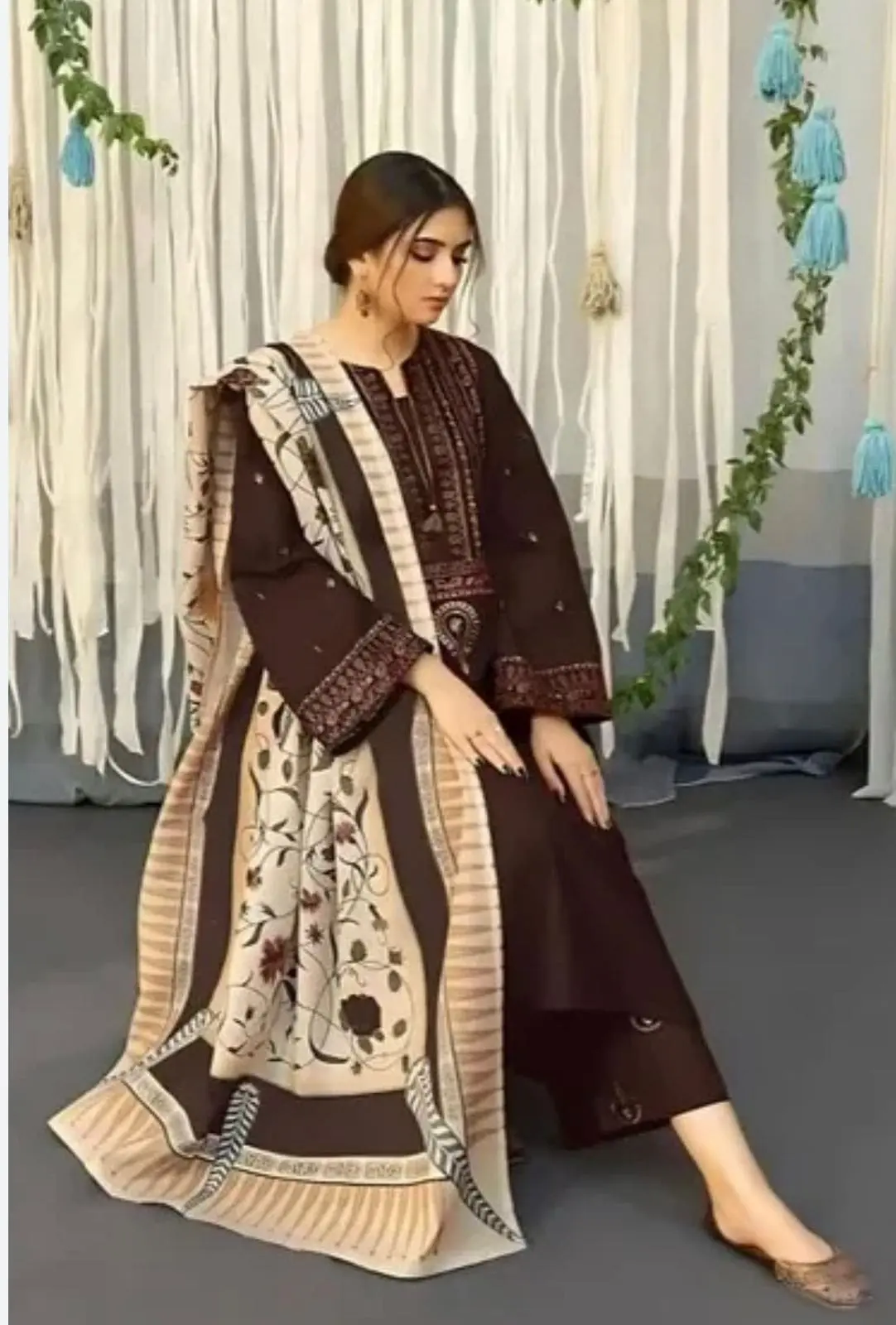 Unstitched Winter Dhanak 3 Piece Embroidered Suit