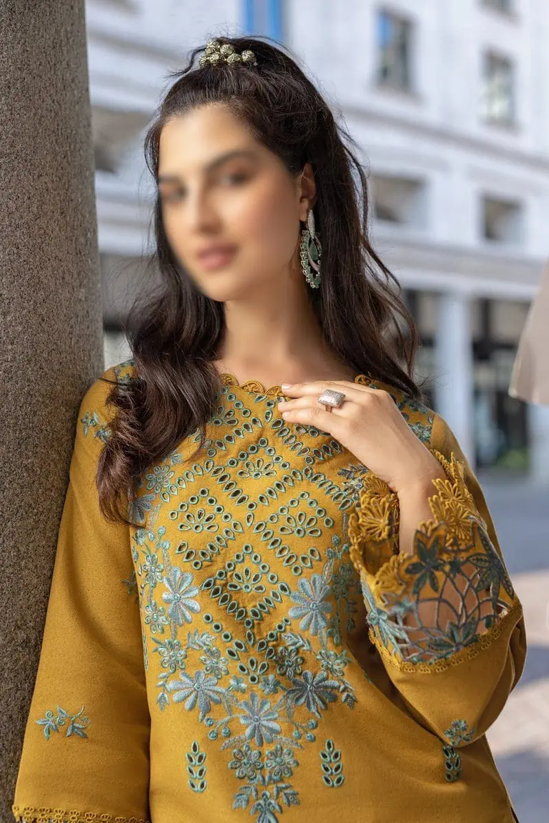 Evelyn – Unstitched Premium Dhanak 3 Piece Winter Suit with Pashmina Shawl - Image 3