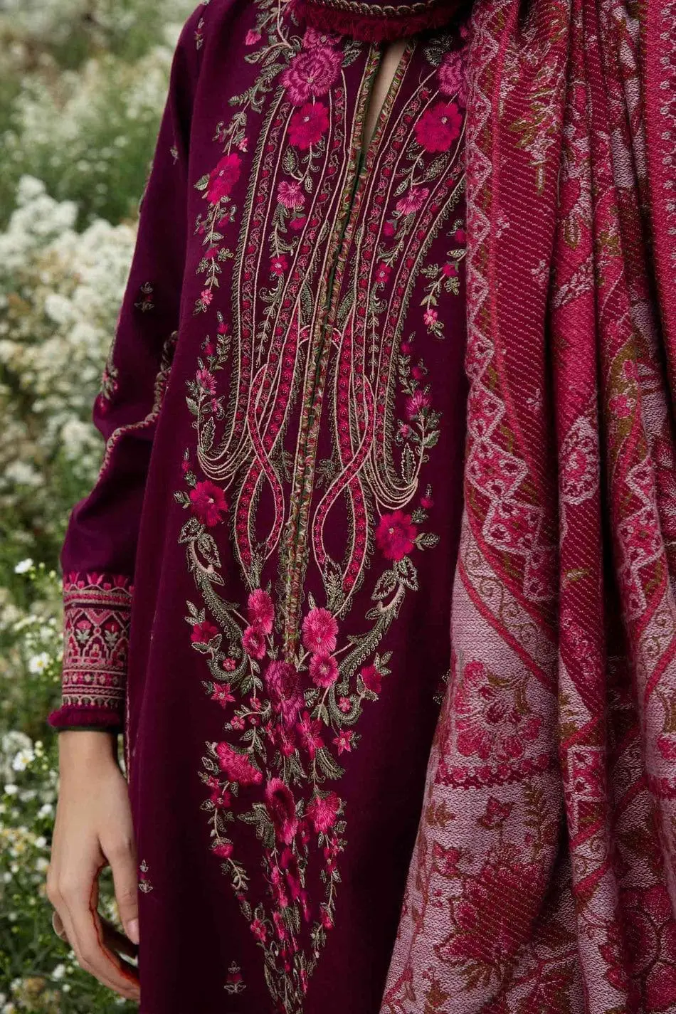 Zara Shahjahan – 3pc Unstitched Dhanak Suit with Heavy Embroidery - Image 3