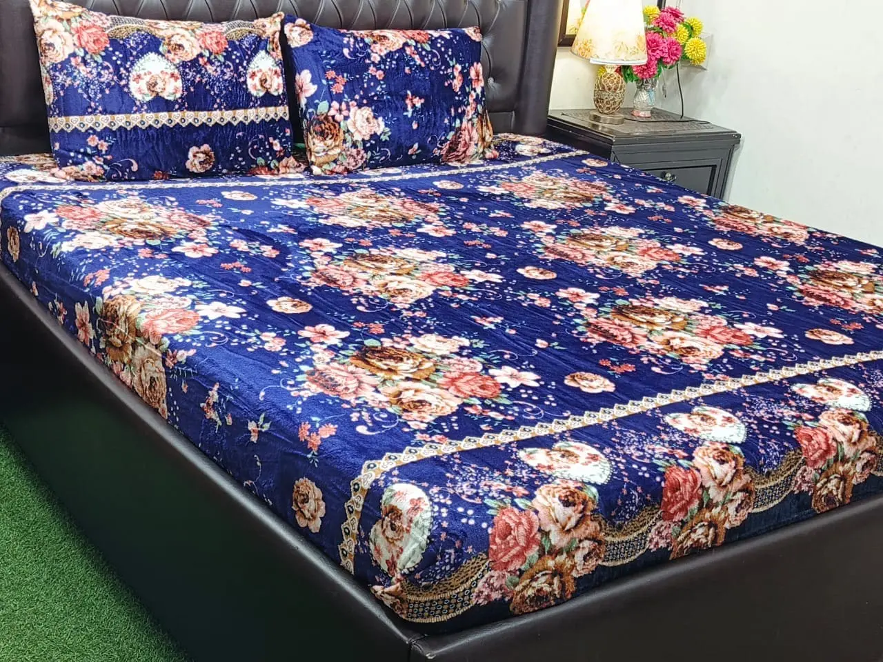 Floral Fleece 3 Piece King Size Double Bed Bedsheet – Winter Collection 2025