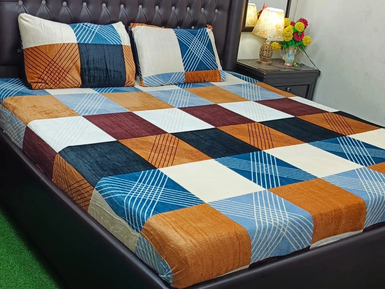 Warm Fleece King Size Bedsheet – Modern Patterns (7 Designs) - Image 2