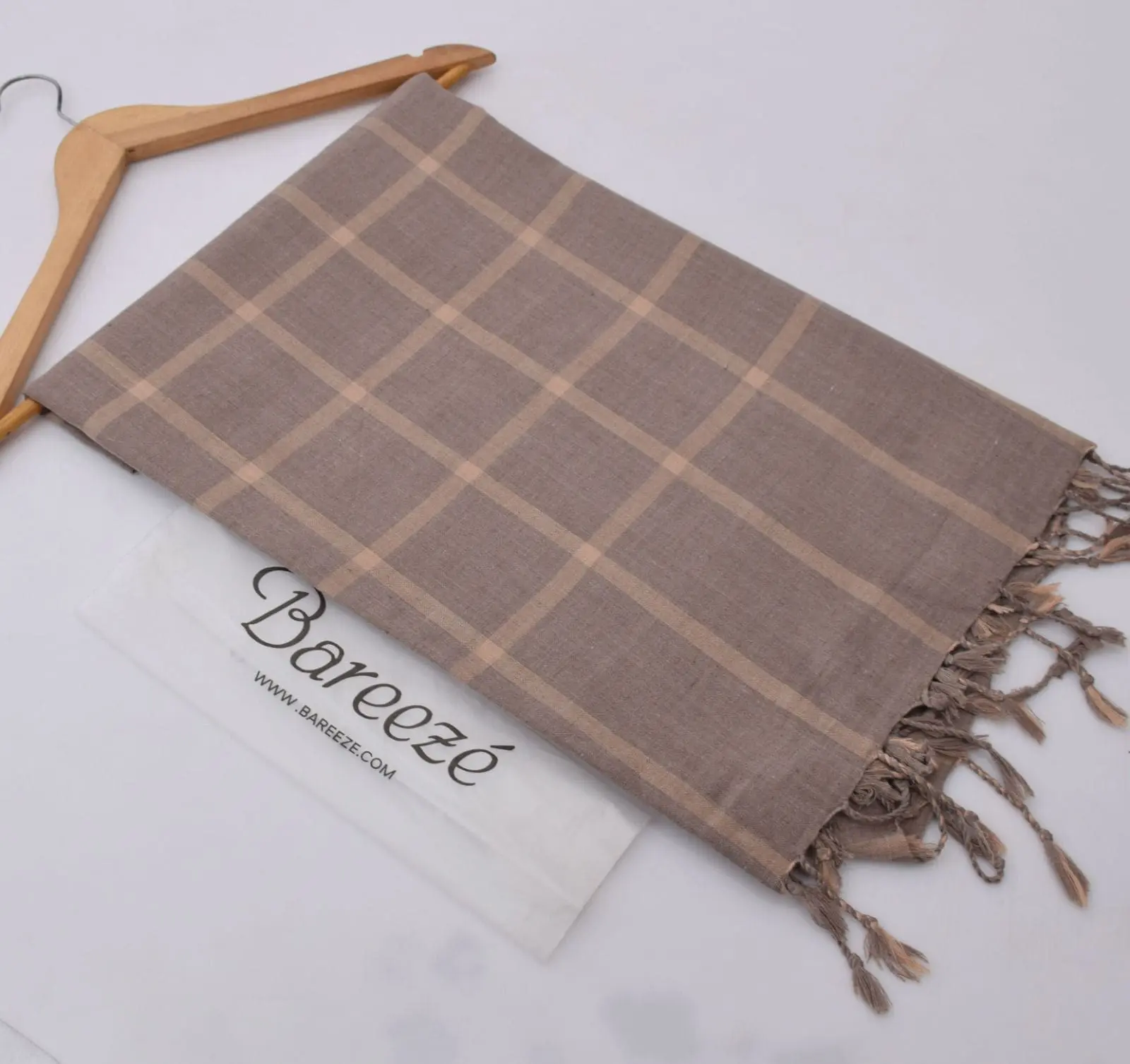 Winter Women’s Wool Shawl - Image 3