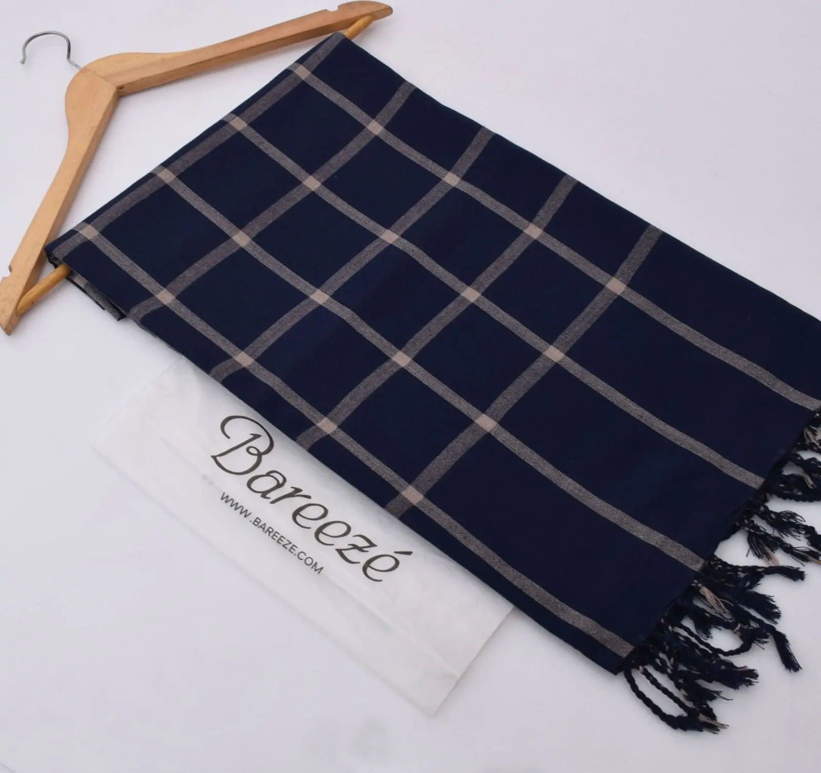 Winter Women’s Wool Shawl - Image 7