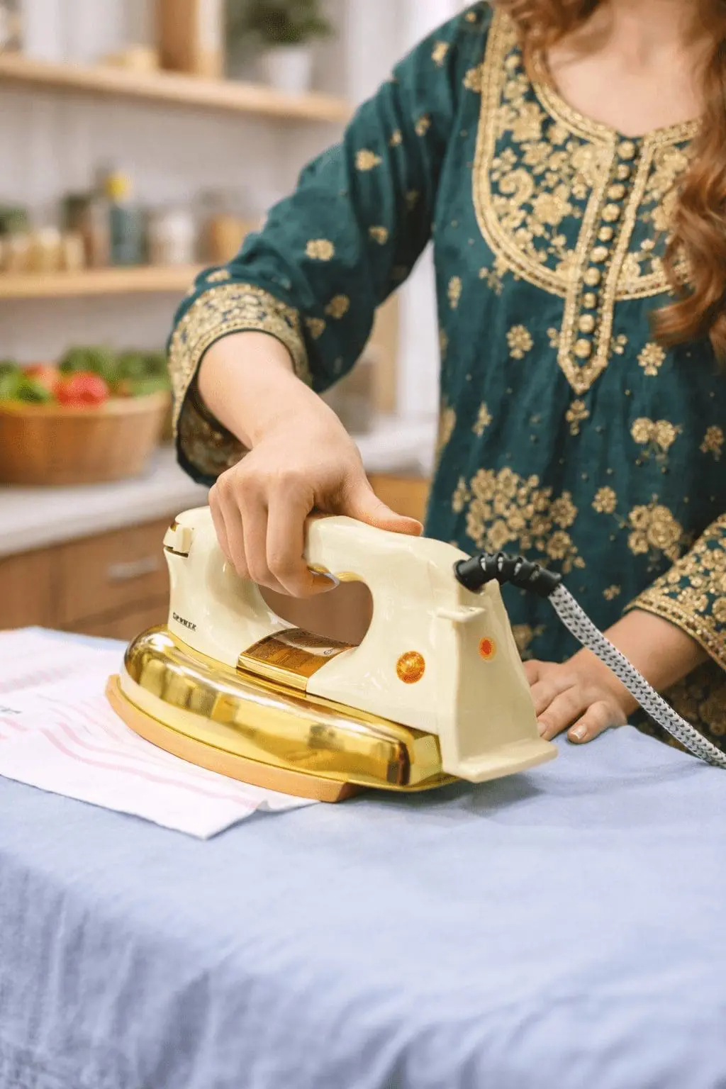 G Power Heavy Dry Iron – Gold Ceramic Soleplate - Image 2