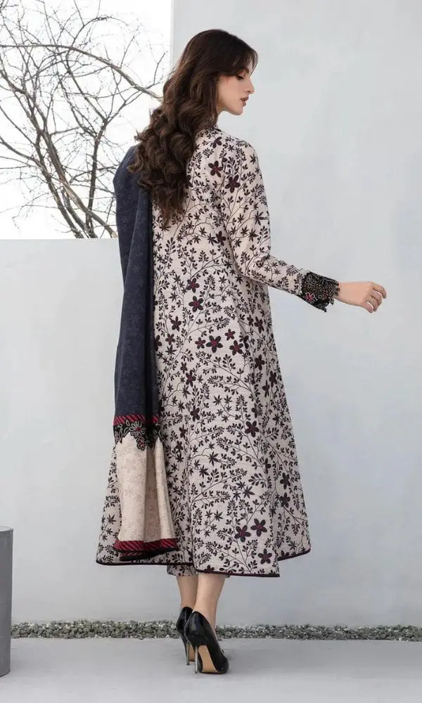 Baroque 3 Piece Printed Lawn Suit With Voile Dupatta - Image 2