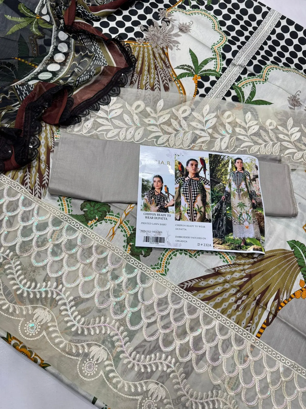 Baroque 3 Piece Printed Lawn Suit Chiffon Dupatta Eid Collection - Image 4
