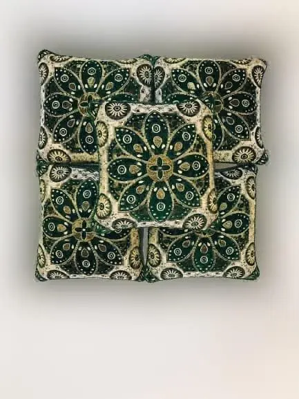 5 Pcs Zinc Velvet Jacquard Cushion Covers Set With Zip Closure - Image 2